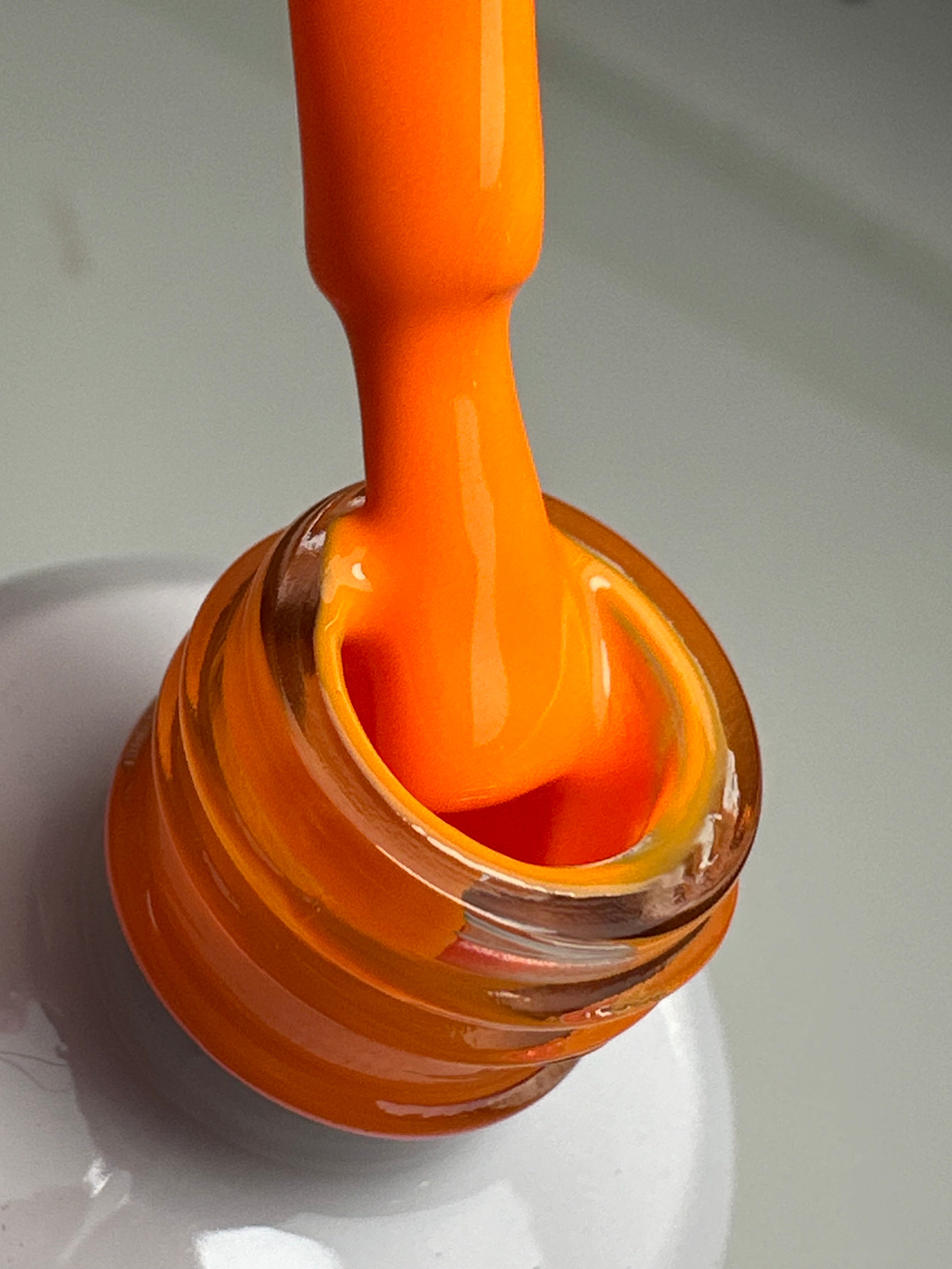 Esmalte en Gel Anaranjado neón