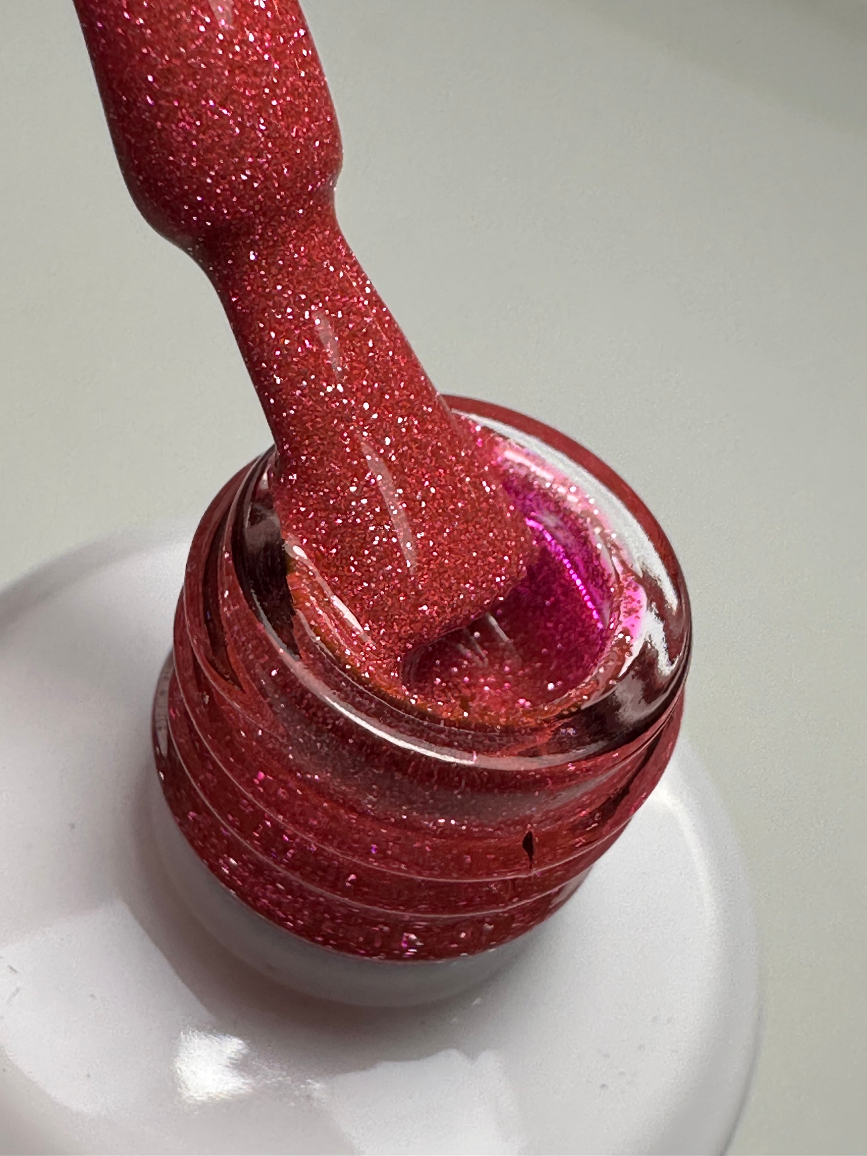 Esmalte en Gel Reflectivo rosa