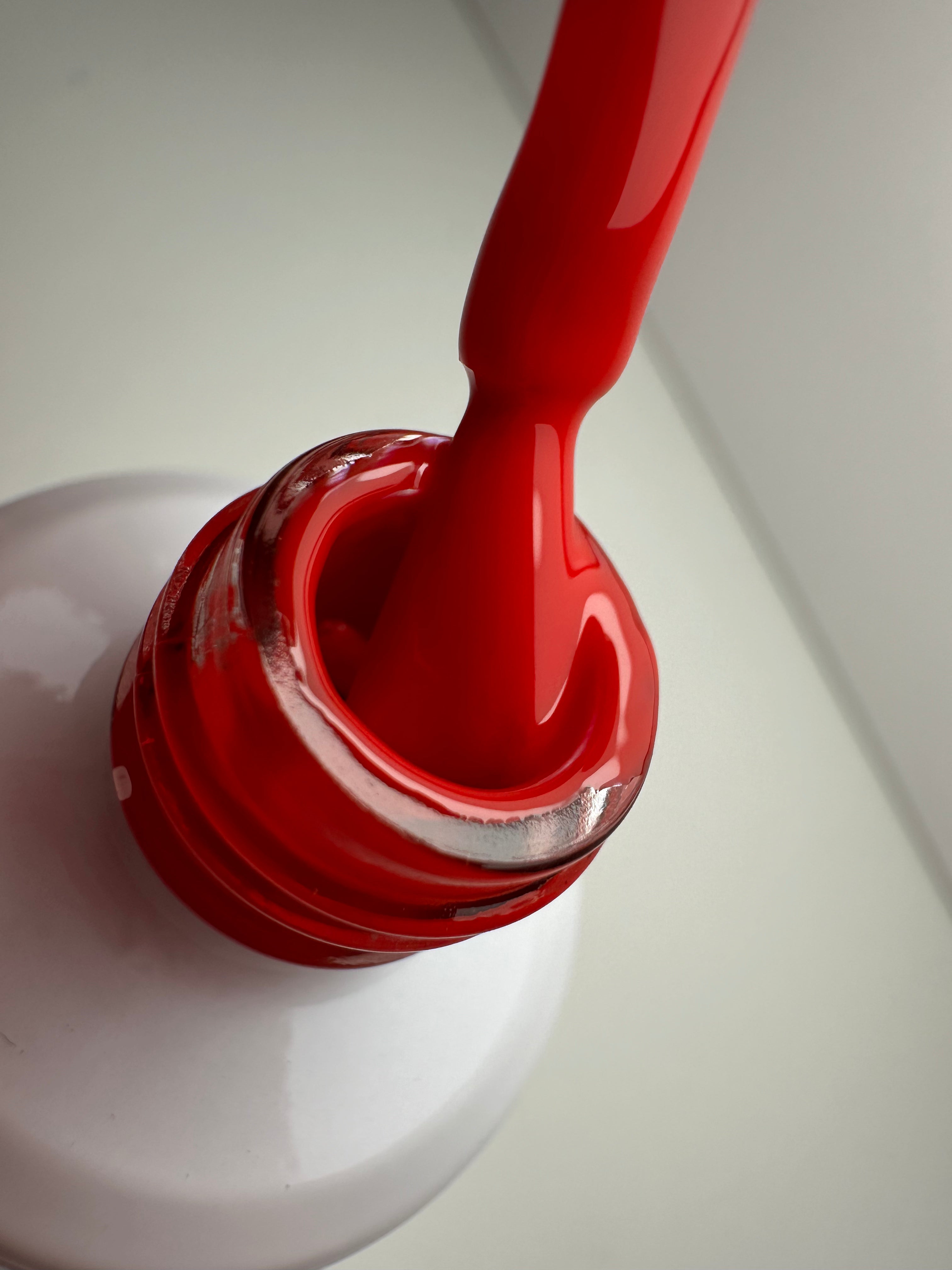 Esmalte en gel rojo cherry 140